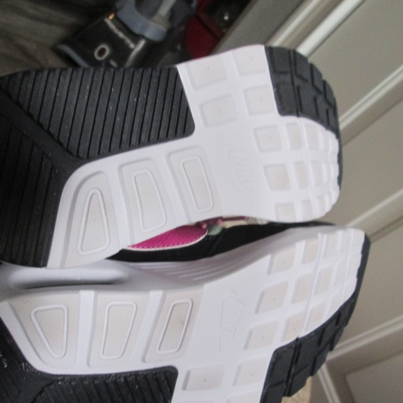 new NIKE AIR MAX SC Honeydew fuchsia Shoes Sz 6.5 - Picture 7 of 16